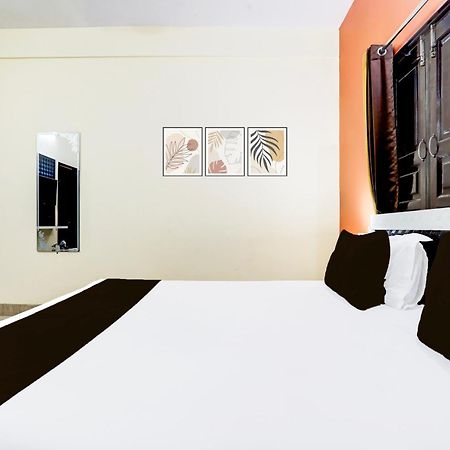 Hotel O R B Palace Varanasi Dış mekan fotoğraf
