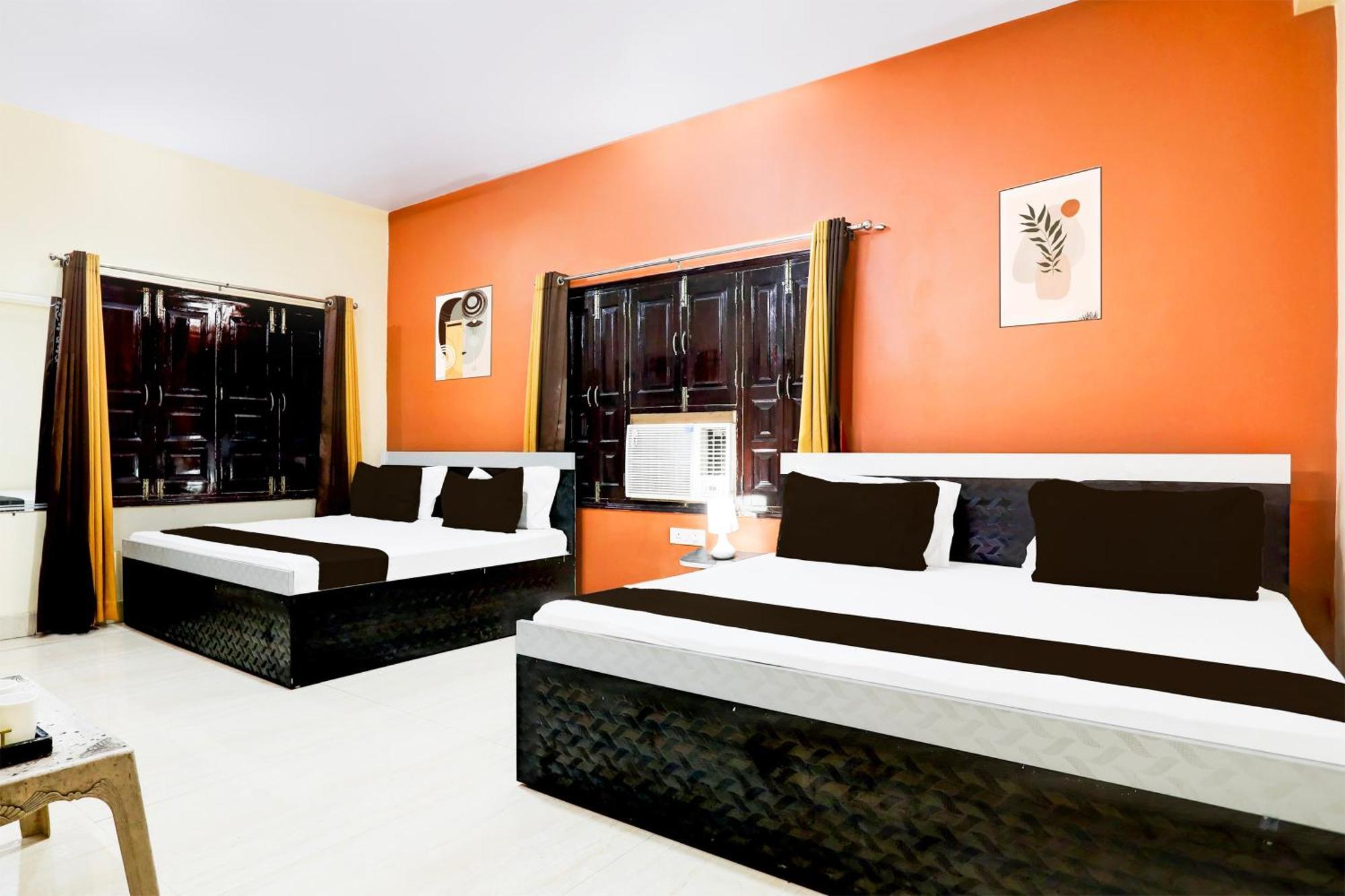 Hotel O R B Palace Varanasi Dış mekan fotoğraf