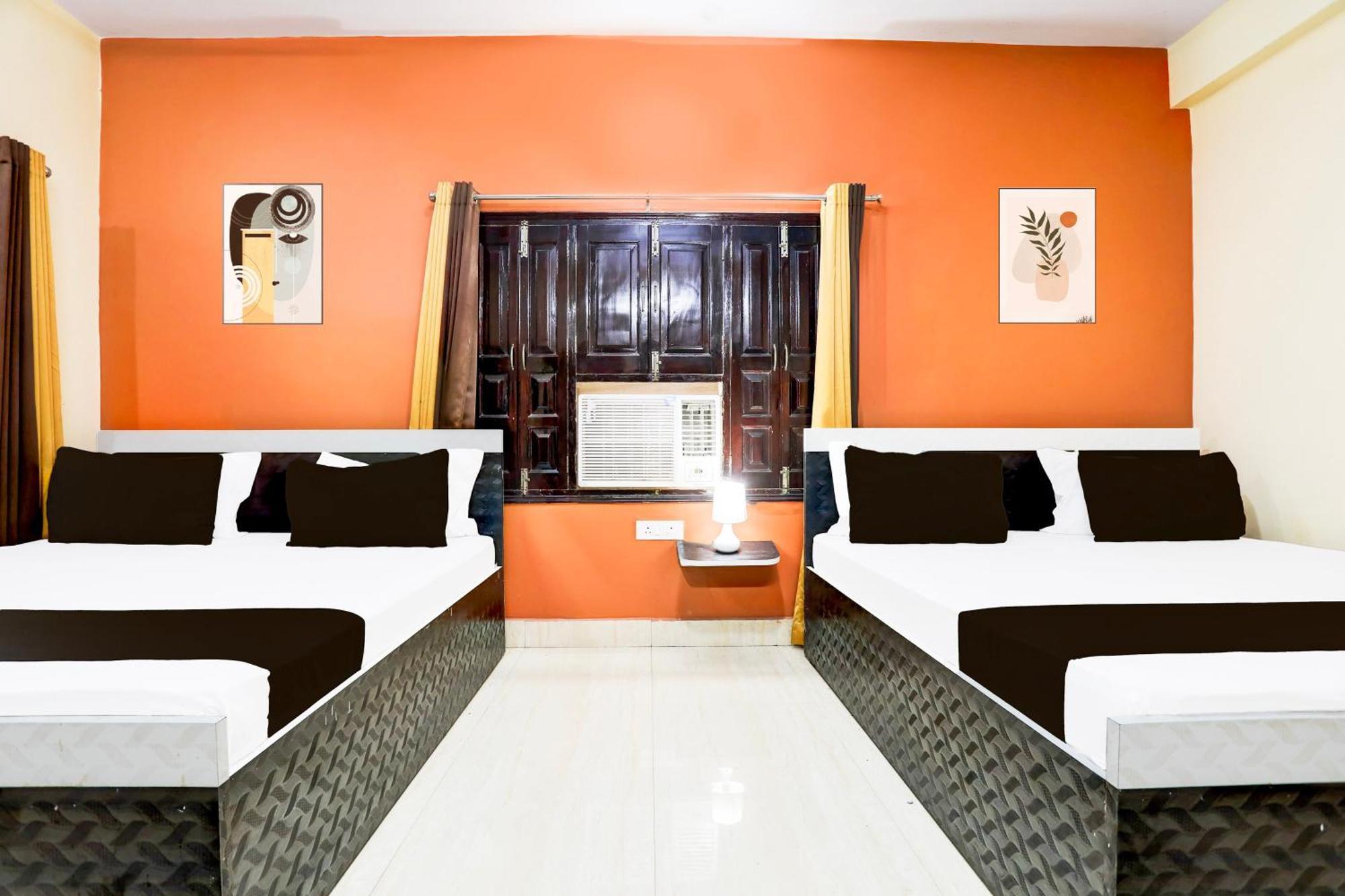 Hotel O R B Palace Varanasi Dış mekan fotoğraf